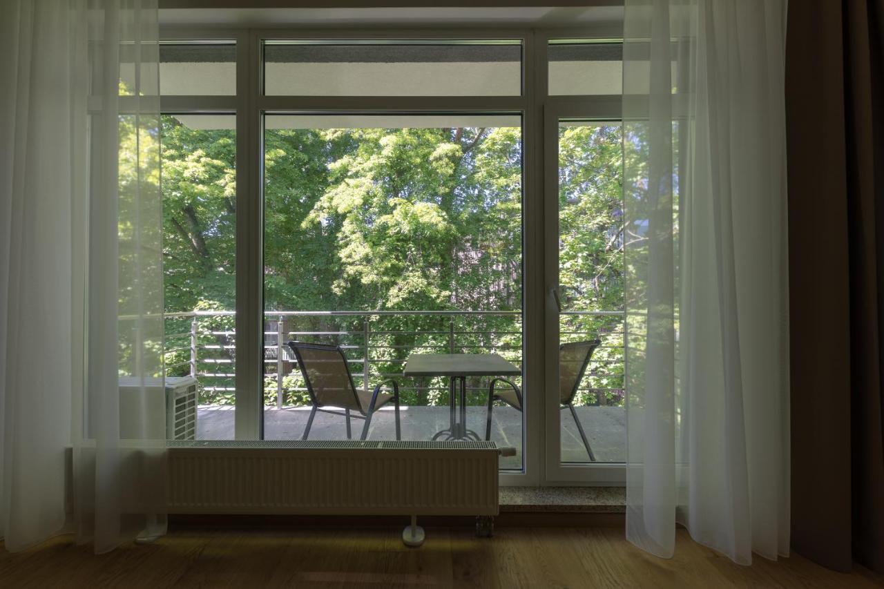Oasis Apartments Jūrkalne Екстериор снимка