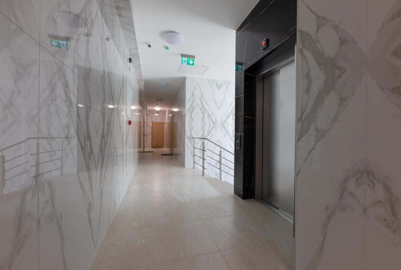 Oasis Apartments Jūrkalne Екстериор снимка
