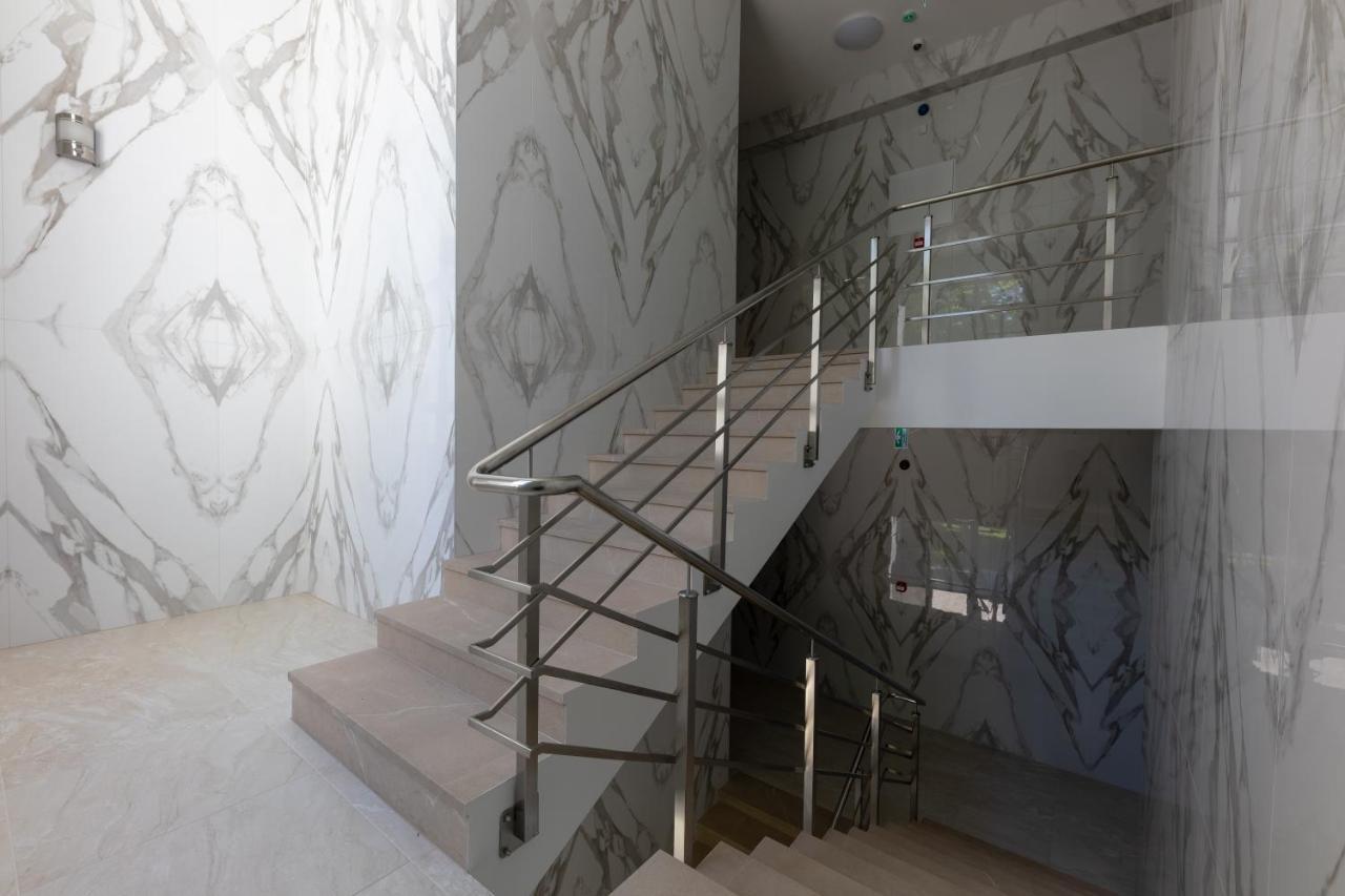 Oasis Apartments Jūrkalne Екстериор снимка